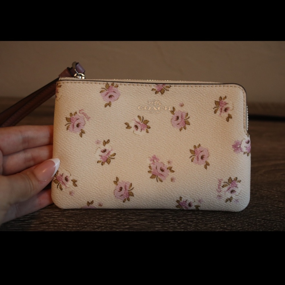 Coach Cream Floral Wristlet